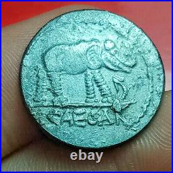 EXTREMELY RARE ANCIENT ROMAN AR SILVER DENARIUS COIN Julius Caesar / Elephant