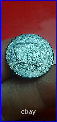 EXTREMELY RARE ANCIENT ROMAN AR SILVER DENARIUS COIN Julius Caesar / Elephant