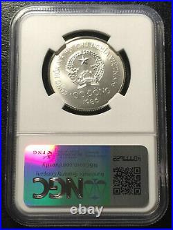 Vietnam 100 Dong 1986 Silver coin NGC MS69 Elephant